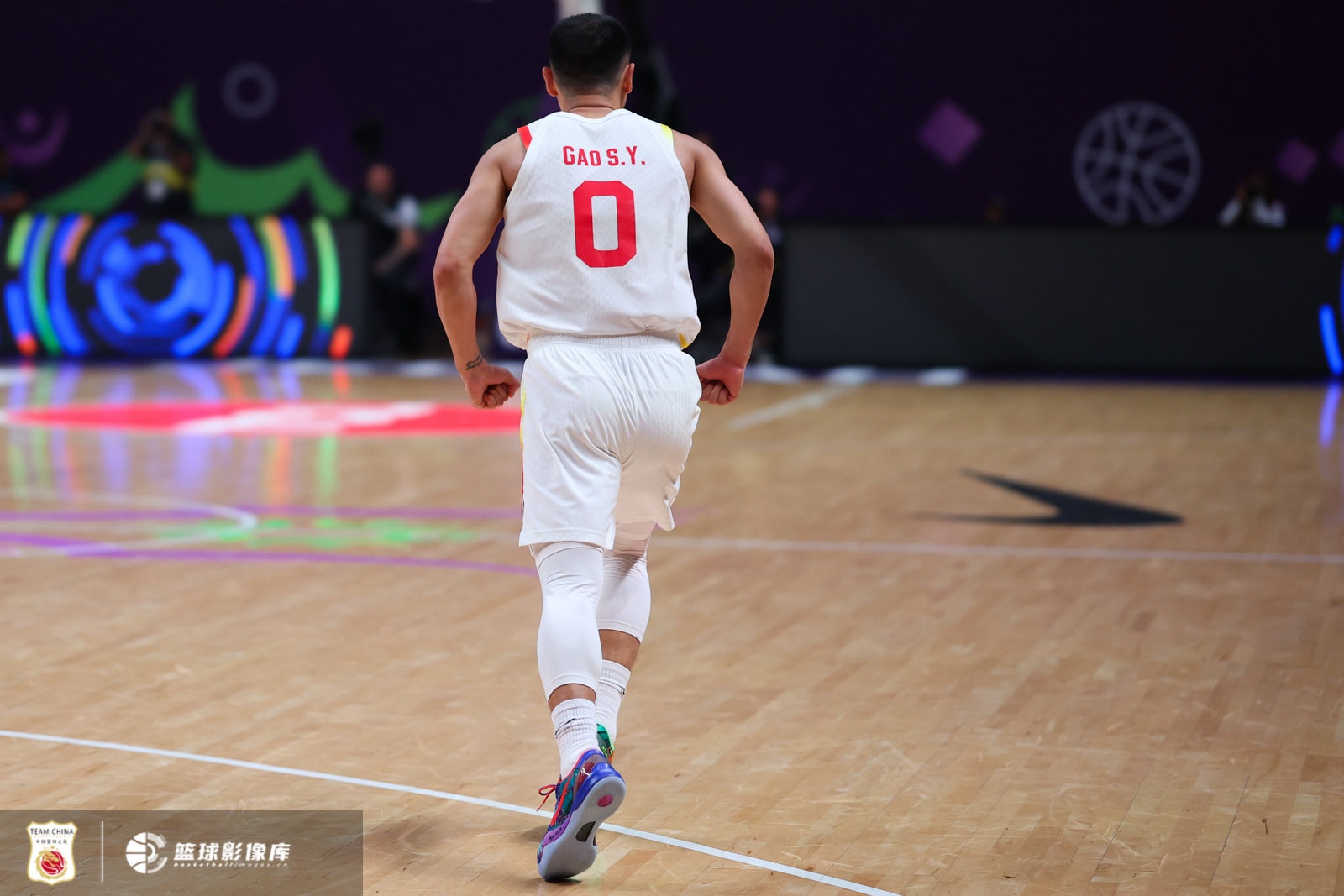 体坛周报：高诗岩用实力回击质疑 国产贝弗利证明自身价值