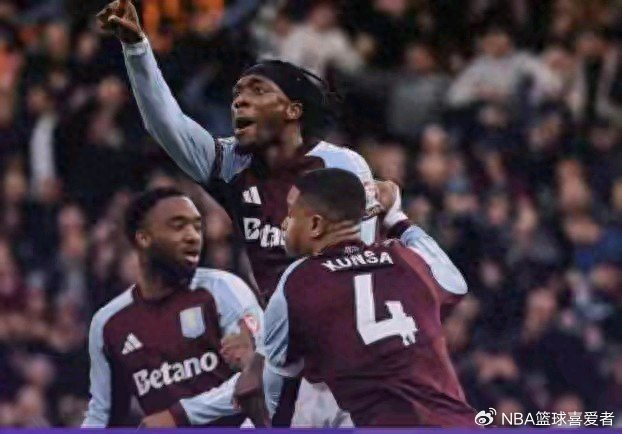 开云下载网址-红牌毁蓝桥，曼城偷笑！英超争冠就差这一哆嗦？|切尔西|维拉|阿斯顿维拉|纽卡斯尔|布恩迪亚_新浪体育_新浪新闻